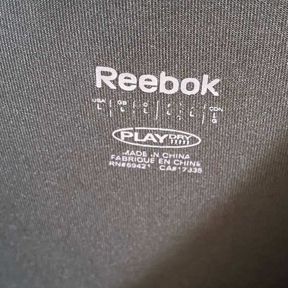 Reebok black dry fit shirt sleeve size L - Picture 2 of 7